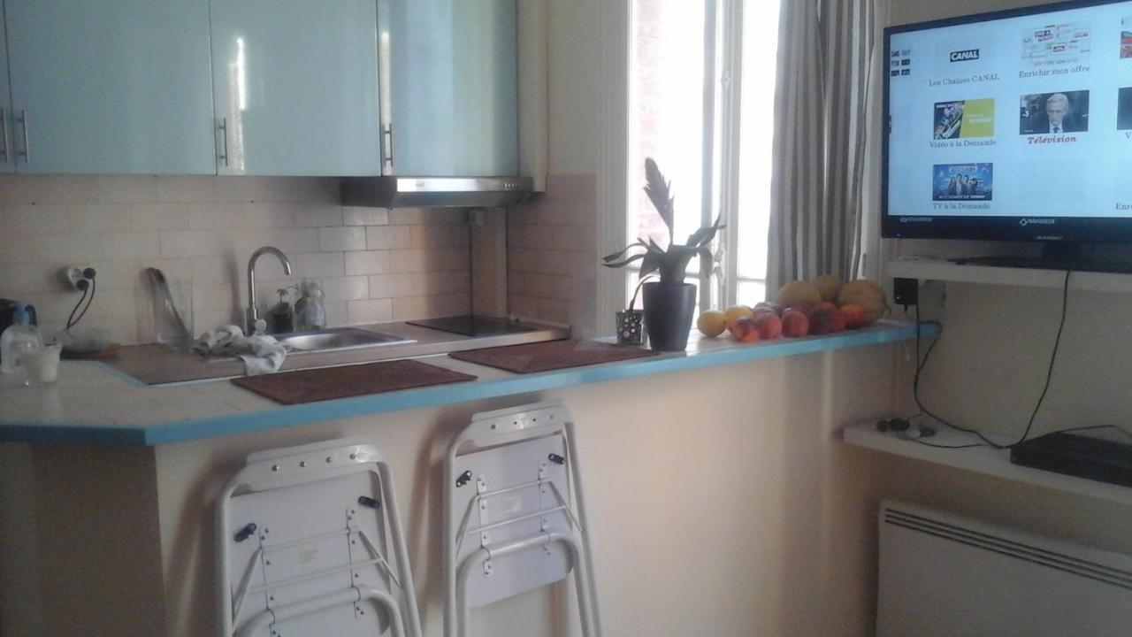 Trouville Centre 2 Pieces Balcon Sur Plage A 30 Metres Apartment Luaran gambar