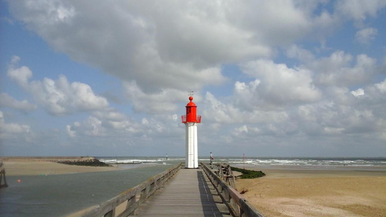 Trouville Centre 2 Pieces Balcon Sur Plage A 30 Metres Apartment Luaran gambar